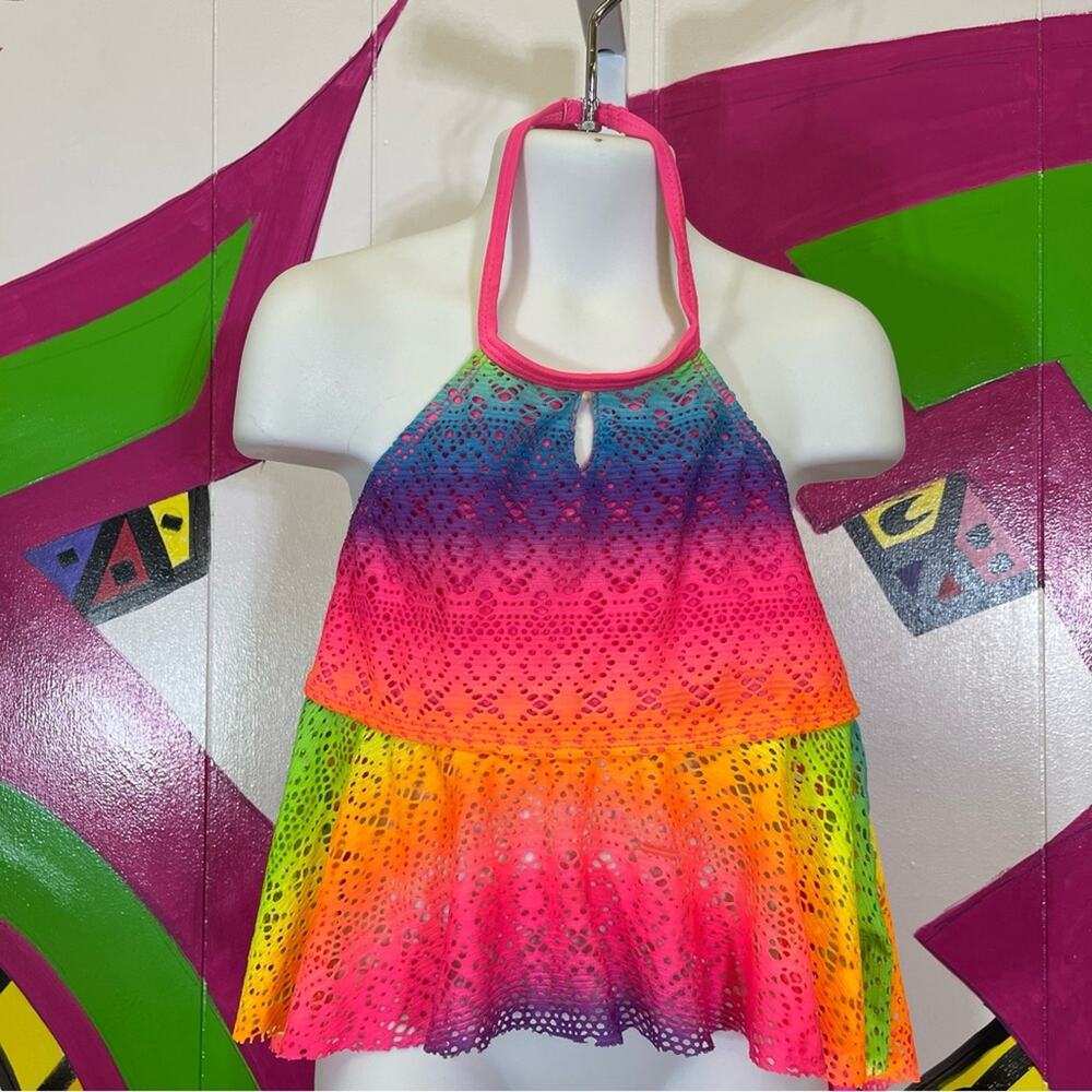 Wonder Nation, Bright Eyelet Halter Bikini Top. Size M 7/8. Excellent condition!